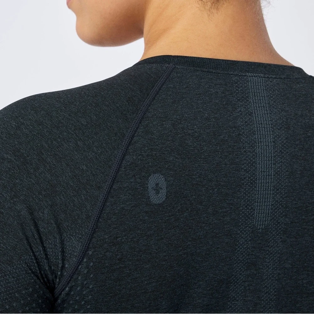 Figs Women's Long Sleeve Tee in Black - Picture 2 of 8